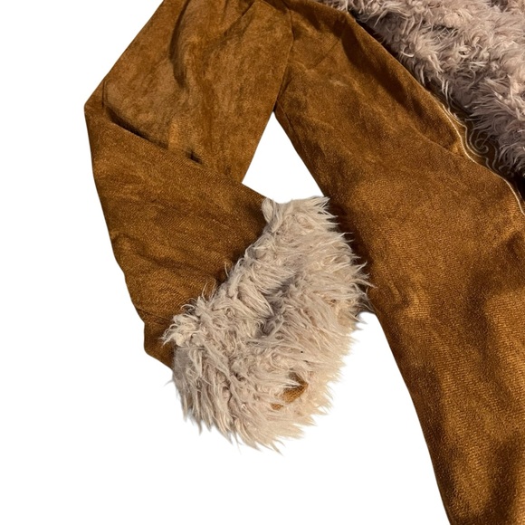 Furry trim embroidered Kimono - Picture 4 of 4